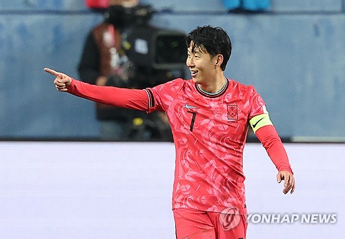 (LEAD) S. Korea beat Bolivia in men's football friendly at home