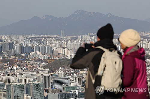 Gov't vows strict measures against foreigners' illegal real estate transactions