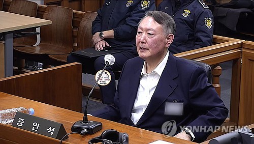 (LEAD) Ex-President Yoon indicted over alleged interference in Marine death case: special counsel