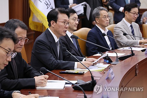 PM instructs task forces to focus on cases directly related to martial law