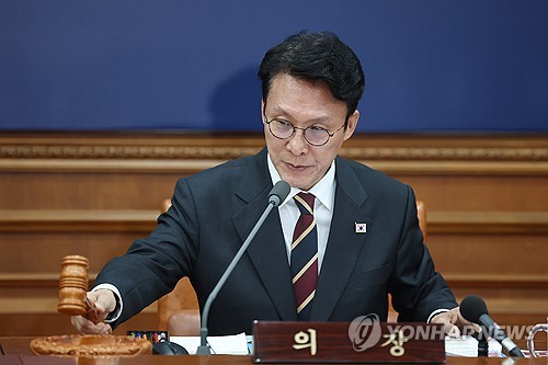 PM calls for proper judgment of people involved in martial law