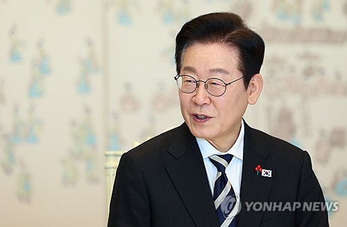 Lee to meet SoftBank's Son Friday