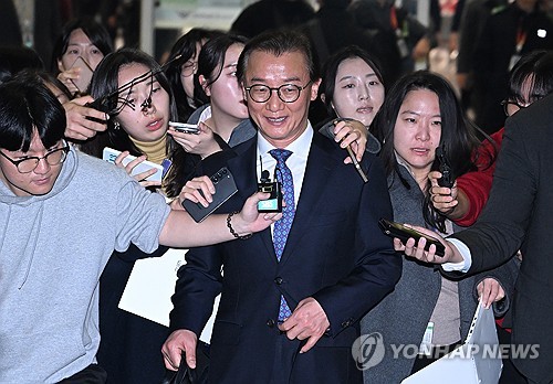 Lee to accept resignation of oceans minister over allegations of getting money from Unification Church